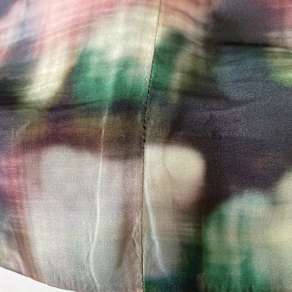 Cos Women's Satin Feel Skirt - UK Size 10/12 - Elegance and Comfort Combined - Picture 7 of 16